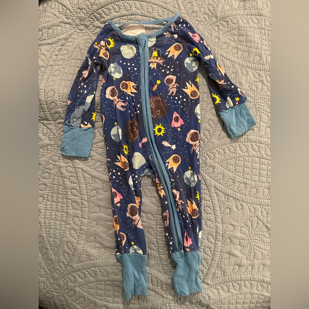Little Sleepies Out Of This World